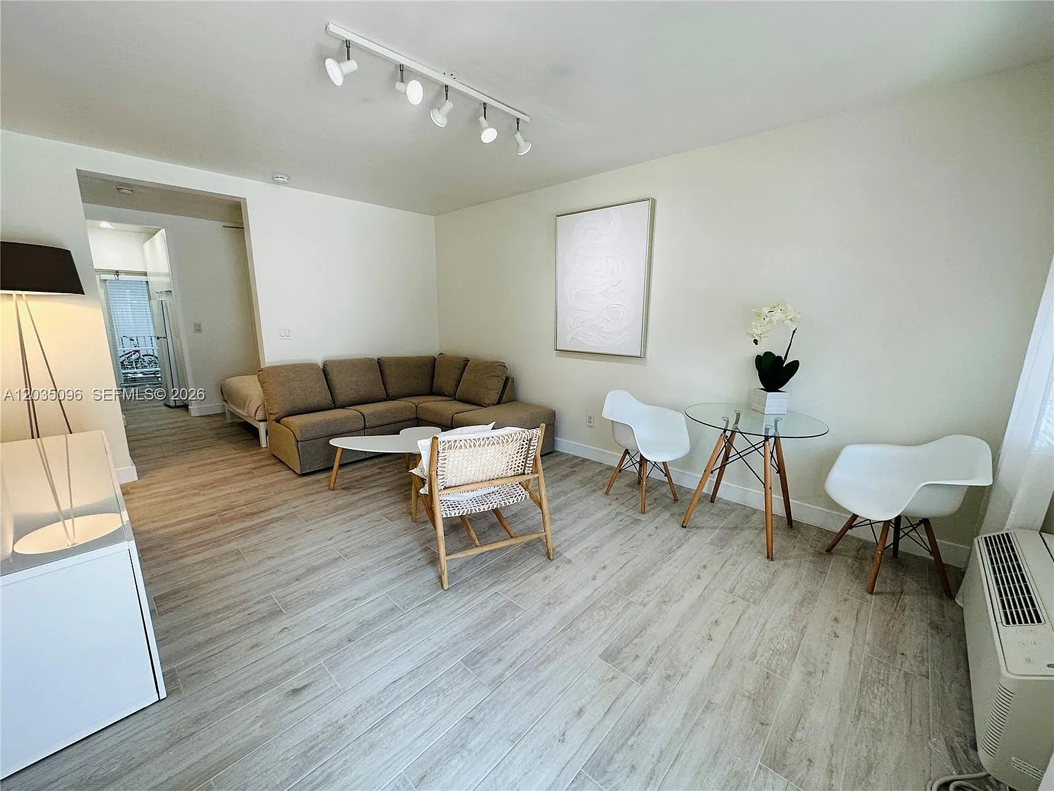 Beachwalk Condo — Photo 3