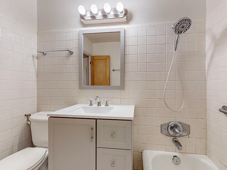 1204 Princeton Dr SE — Photo 17