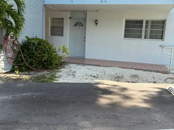 3725 NE 169th St APT B112, North Miami Beach, FL 33160