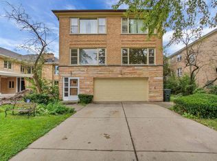 3337 W Columbia Ave, Lincolnwood, IL 60712