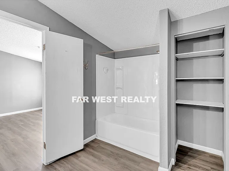 1355 Palo Verde Dr — Photo 16