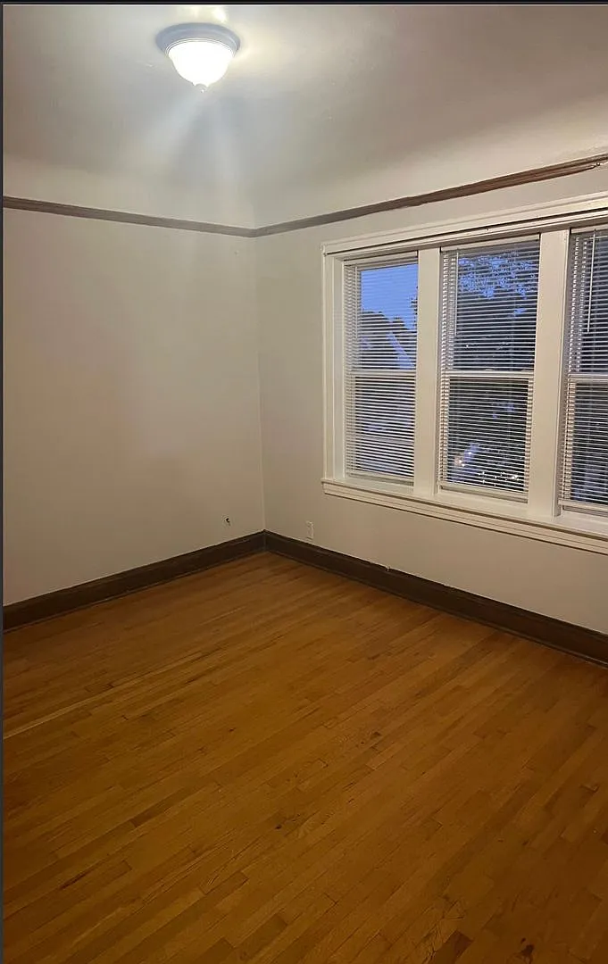 Building Photo - 2900-04 N Laramie Avenue W George St #5200-06