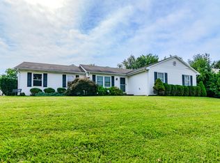 384 Stone Creek Dr, Lexington, KY 40503