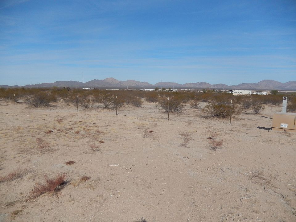 1st image of 55649 Cactus St