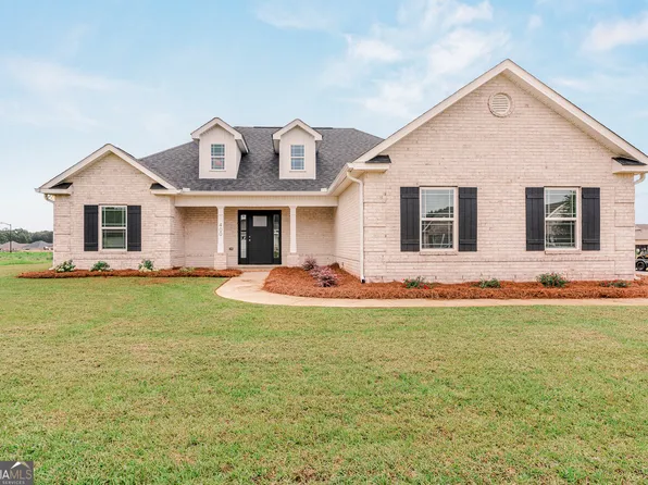 400 Otters Ridge Dr, Kathleen, GA 31047