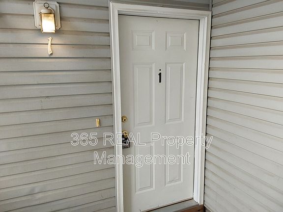 2nd image of 3606 17th Ave APT 1