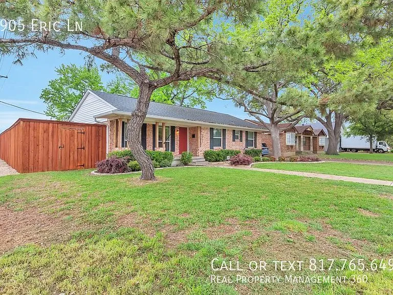 2905 Eric Ln — Photo 3