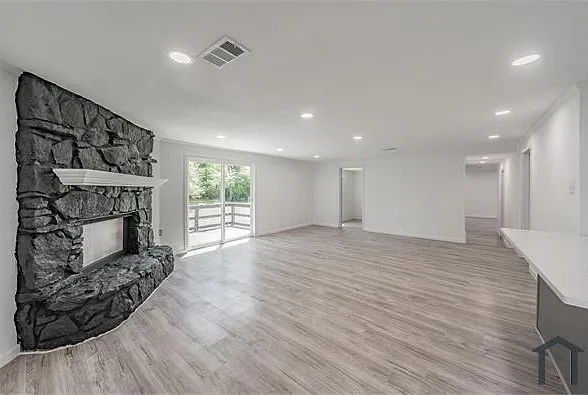 238 Briar Oaks Dr — Photo 6