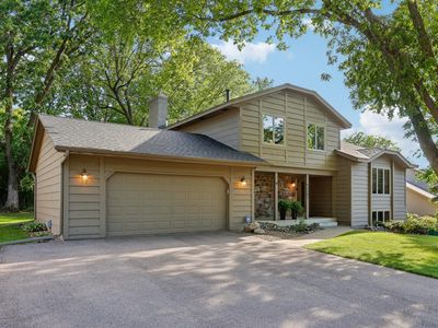 7201 Lakeview Dr, Bloomington, MN, 55438