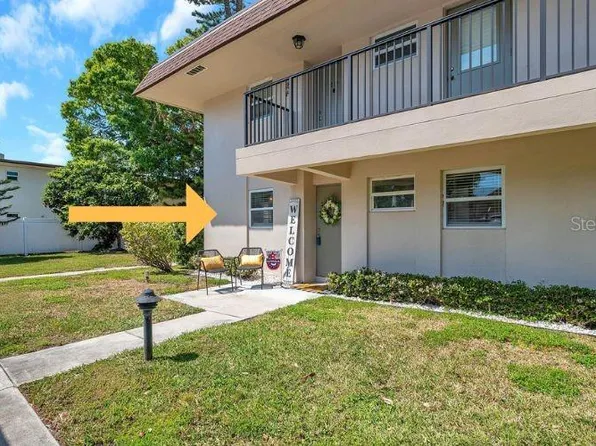 9945 47th Ave N APT 110, Saint Petersburg, FL 33708