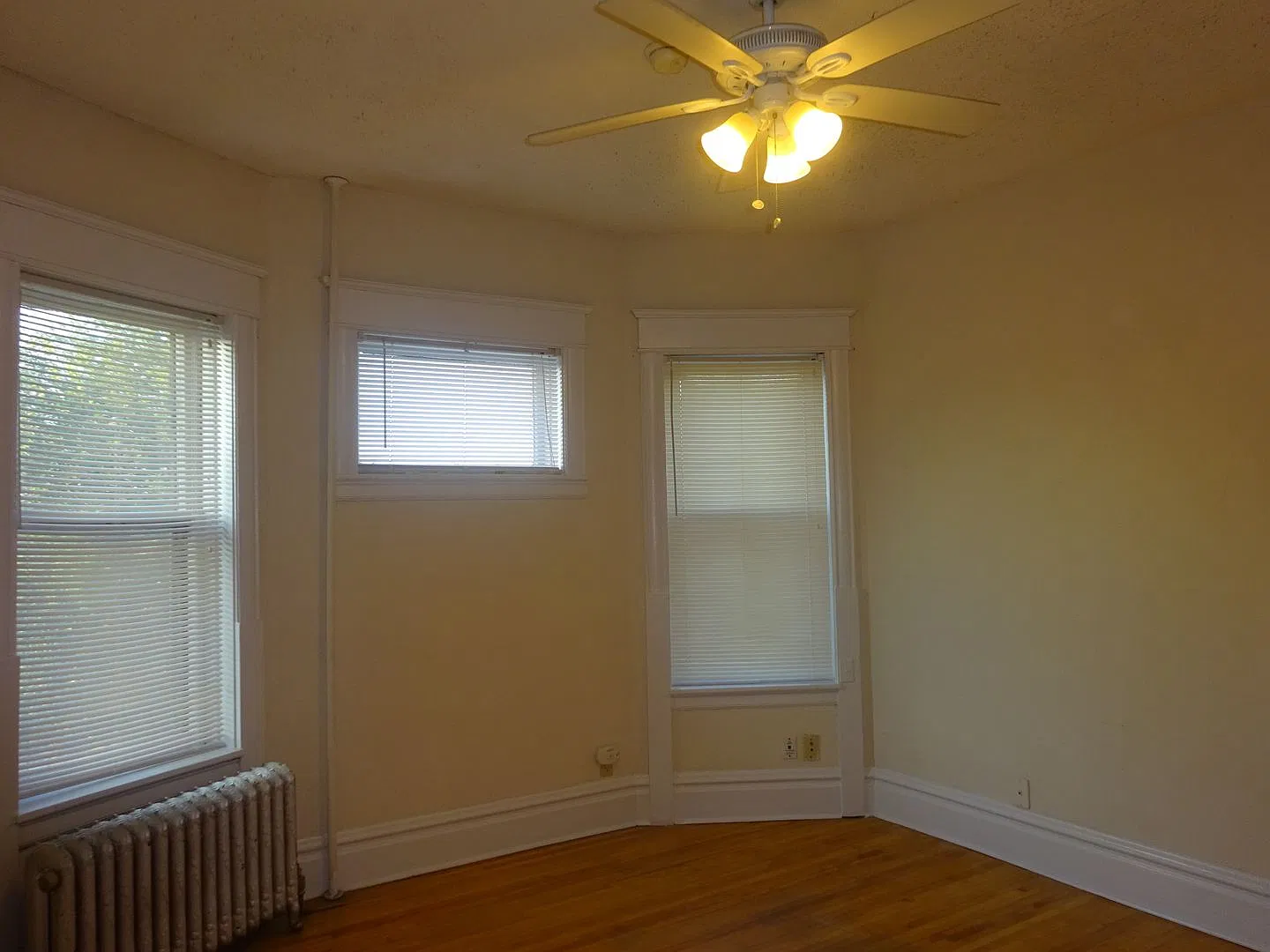 25 - 2820 First — Photo 2
