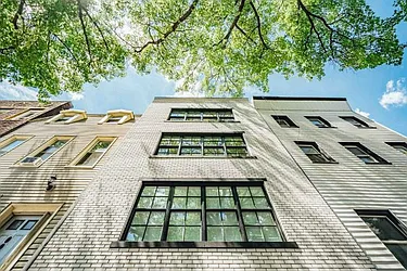 547 Lafayette Avenue in Bedford-Stuyvesant