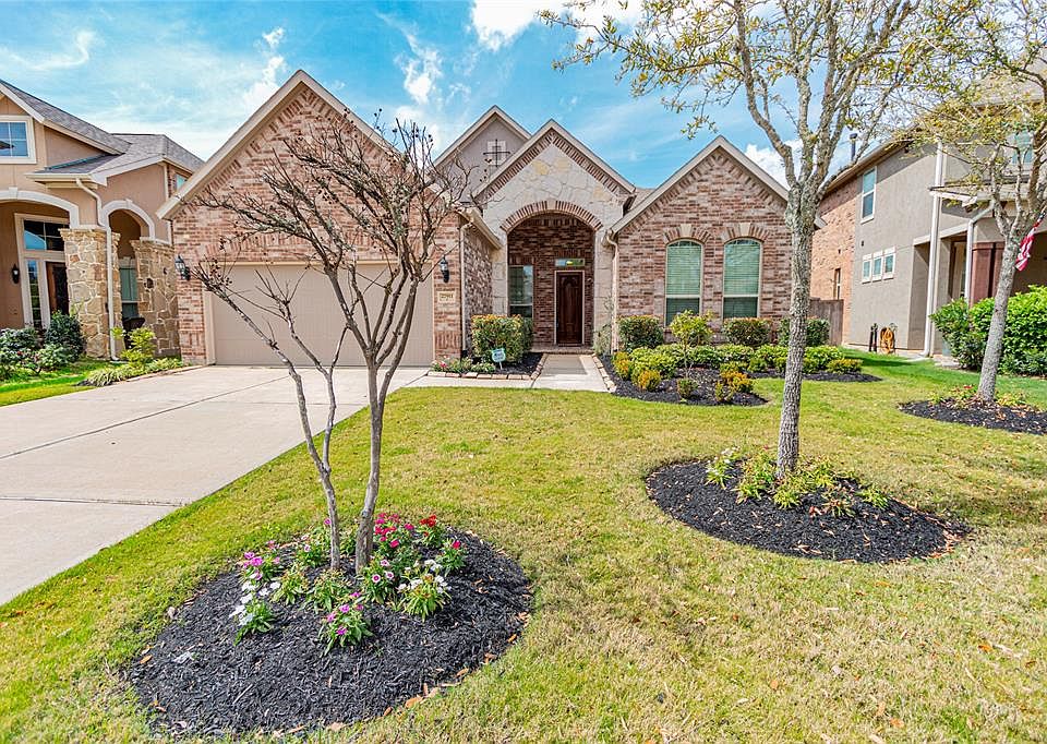 1st image of 27911 Hunters Rock Ln