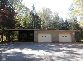 8800 Alexander Rd, Batavia, NY 14020