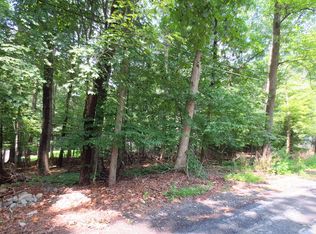 114 Lilac Dr, East Stroudsburg, PA 18301