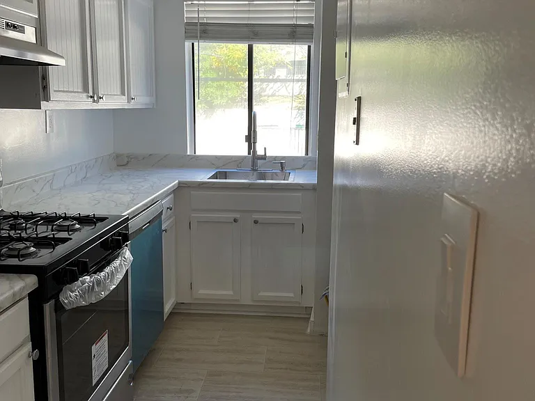 2600 Tunlaw Rd NW #4 — Photo 4