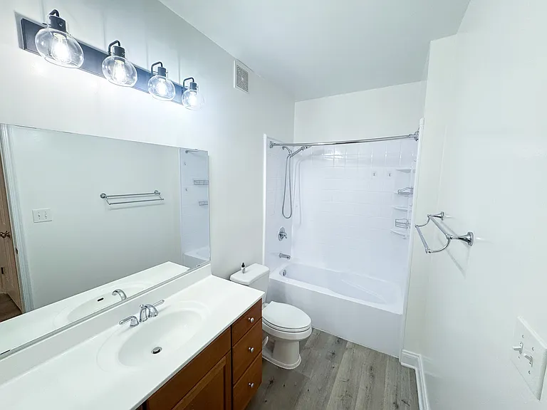 4652 Lawton Way — Photo 15