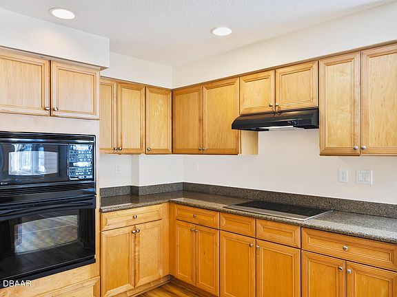 3rd image of 1425 Ocean Shore Blvd Unit 701