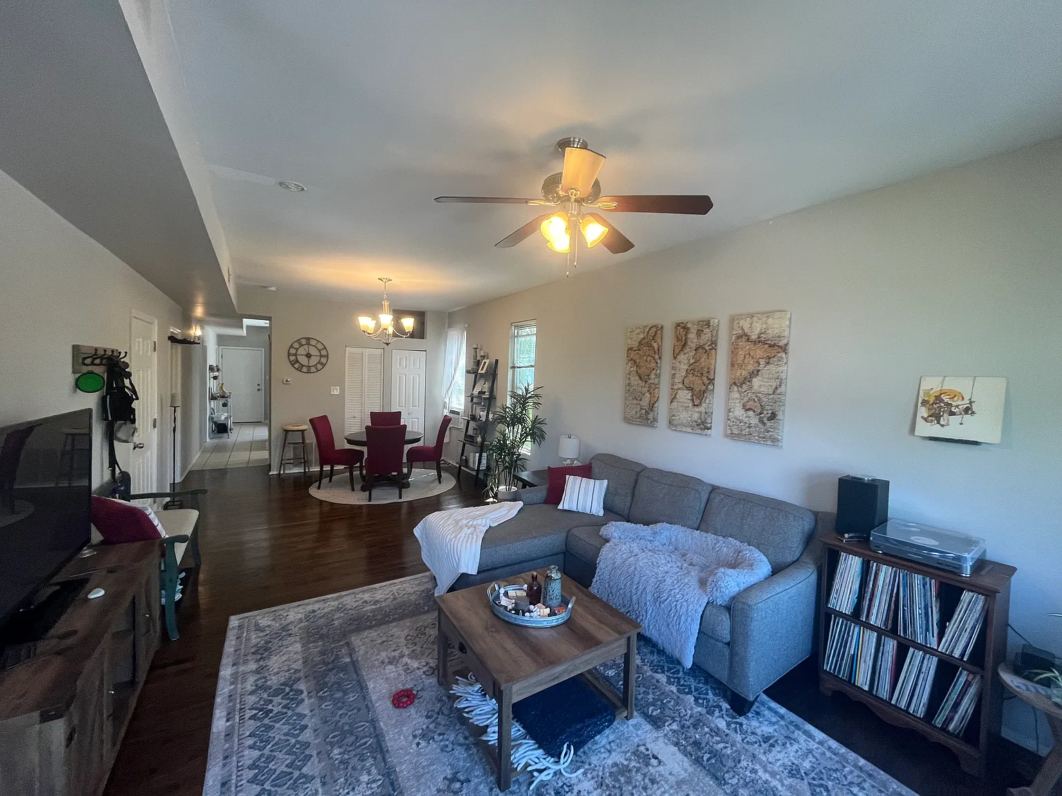 3 bed, 1350 sqft, $2,750 — Photo 3