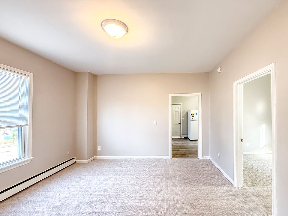 Bed room / Office