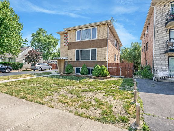 4th image of 7851 Lorel Ave