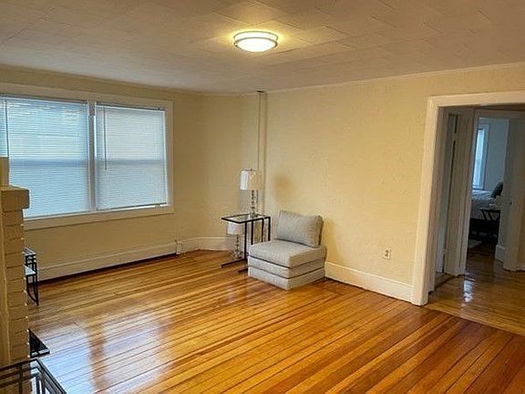 3rd image of 500 Pearl St #1