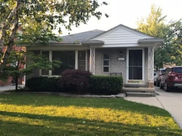 20887 Beaufait St, Harper Woods, MI 48225