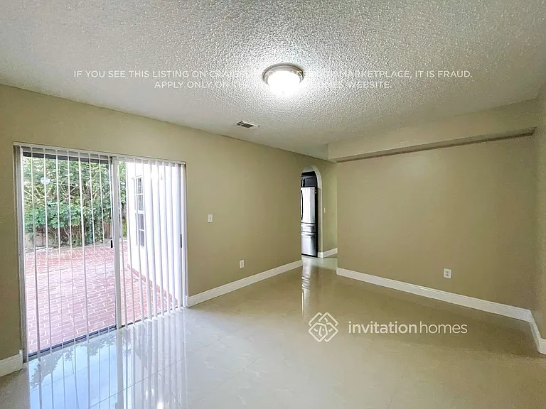 15400 SW 59th St — Photo 5