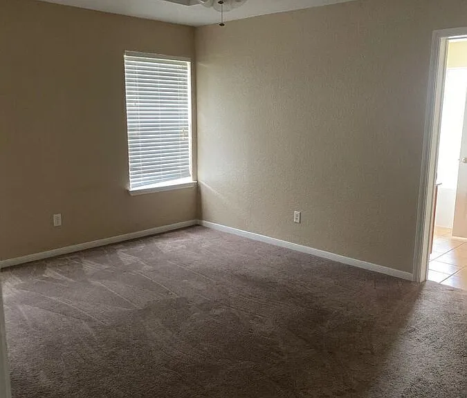 4903 Sapphire Dr — Photo 2