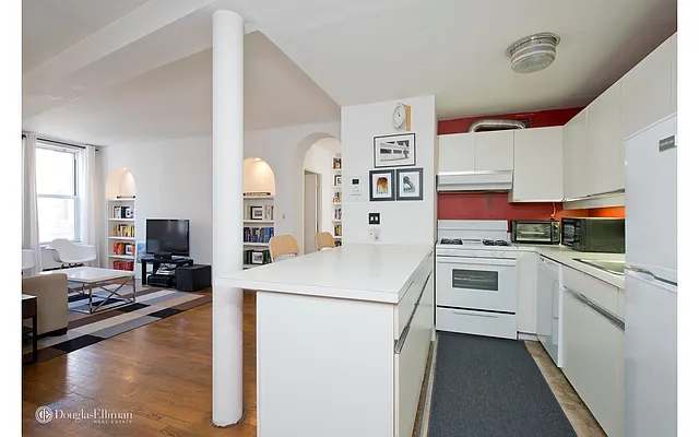 Sold by Douglas Elliman | media 10