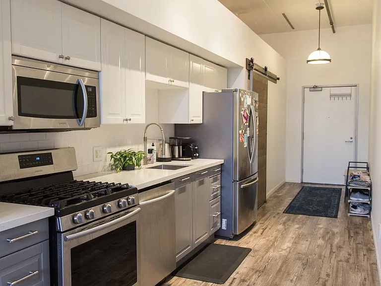 420 S San Pedro St #222 — Photo 10