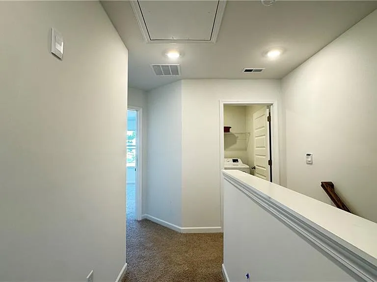 709 Alburgh Aly — Photo 22