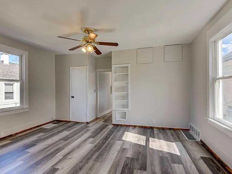 1413 S 4th St — Photo 5