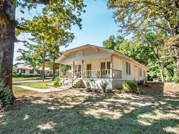 209 N Pontotoc Rd, Bruce, MS 38915
