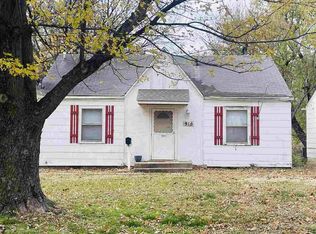 916 N 2nd St, Ponca City, OK 74601