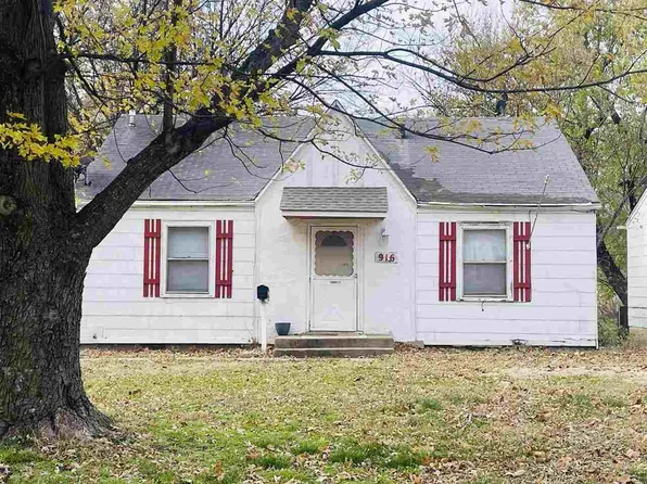 916 N 2nd St, Ponca City, OK 74601