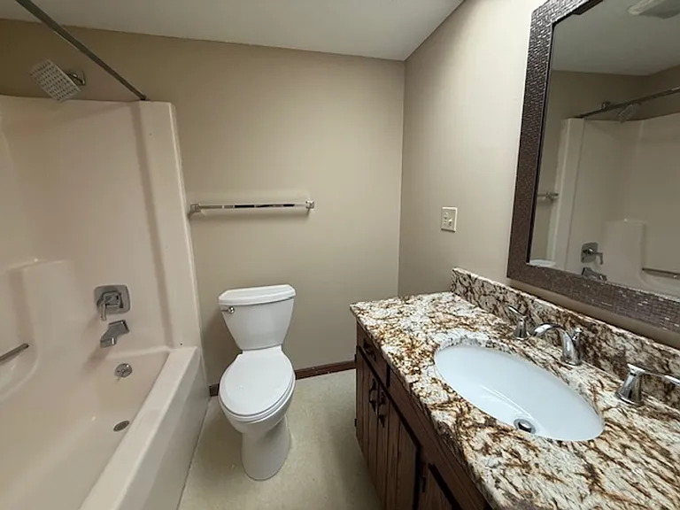 1304 Christopher Cir #1 — Photo 6