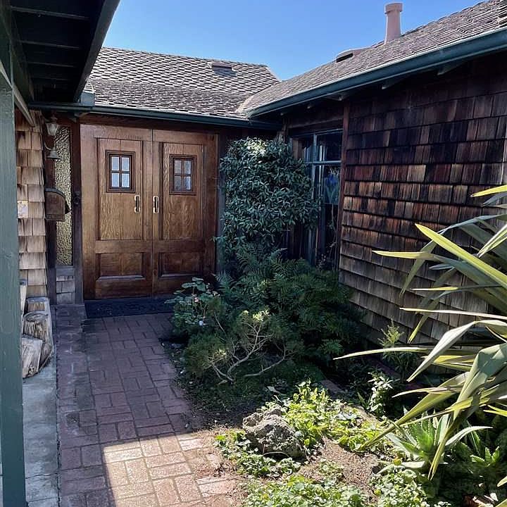 2nd image of 114 Crest Ave