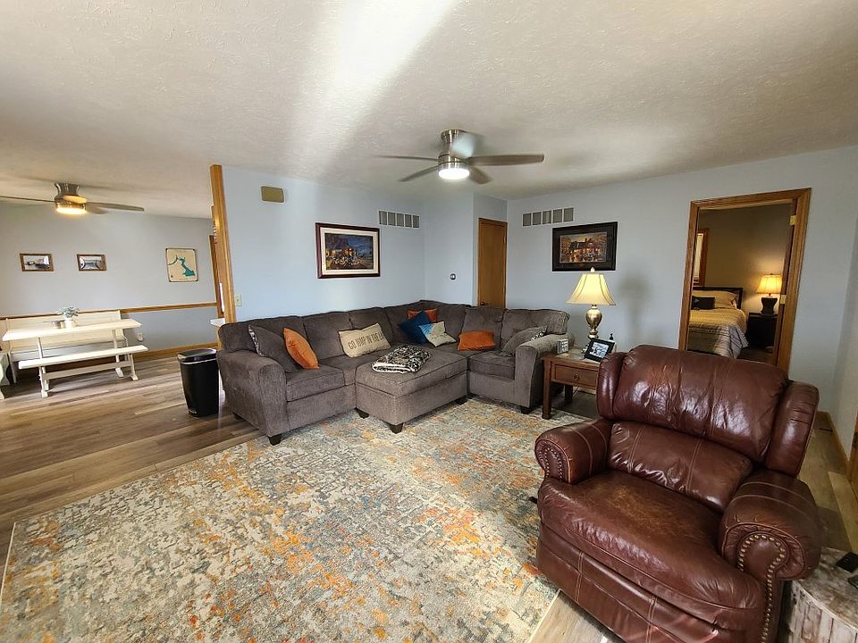 4 Utley Blvd, Marquette, KS 67464 MLS 205105 Zillow