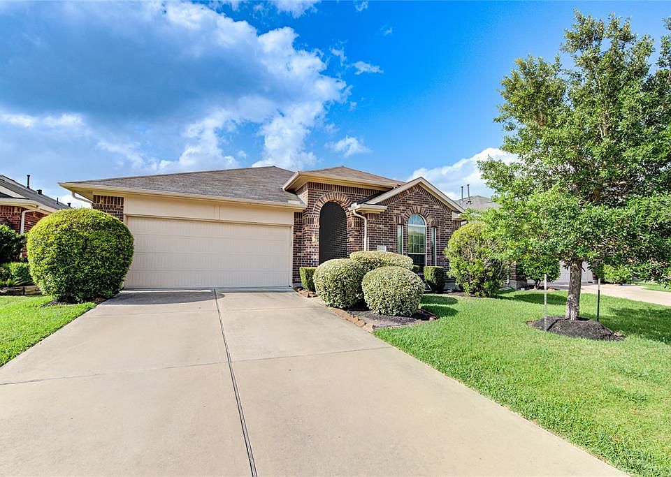 1st image of 21614 Palaramo Ct