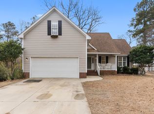 113 Zane Dr, Raeford, NC 28376