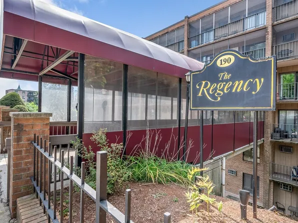 190 High St APT 502, Medford, MA 02155