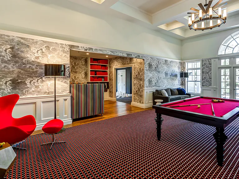 Essex Apartment Homes — Photo 15