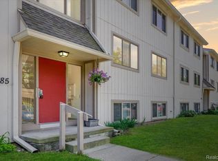 1685 Riverside Dr #10, Rochester Hills, MI 48309