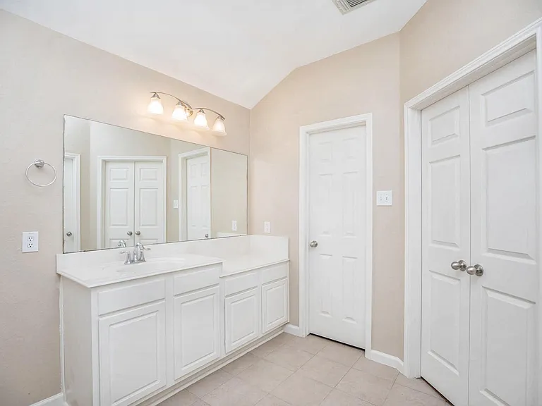 21206 Colton Cove Dr — Photo 21