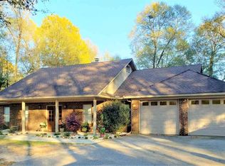 9594 Lakeview Rd, Bay Minette, AL 36507