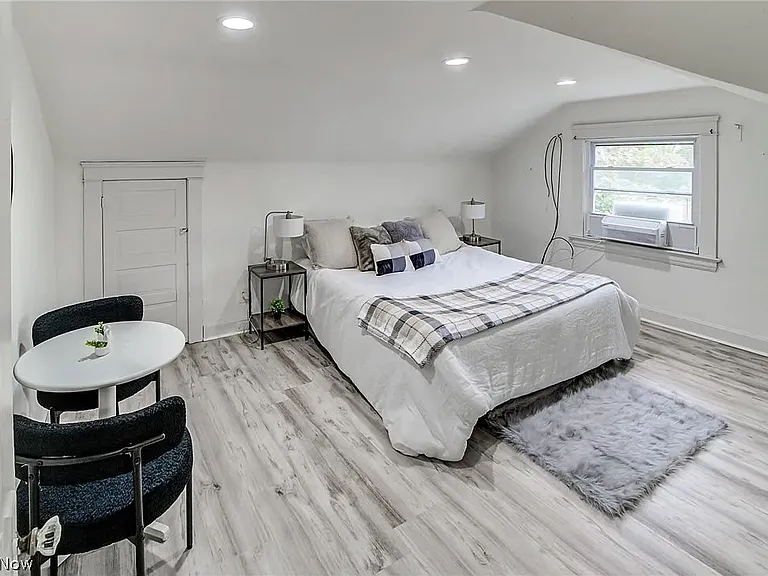 2245 Bellfield Ave #3 — Photo 8