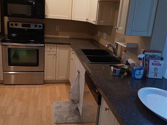 5th image of 2228 Bahia Vista St APT C8