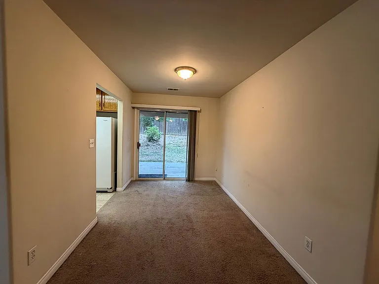 6107 Ragusa Ln — Photo 7