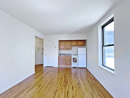 Rented by Taichi Fudosan | media 3